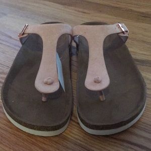 Aeropostale pink Sandals